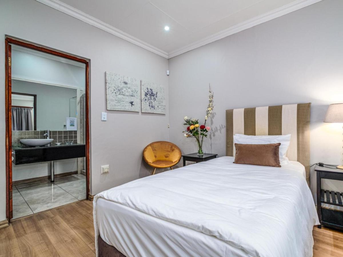 Hurlingham House Guest House 요하네스버그 외부 사진
